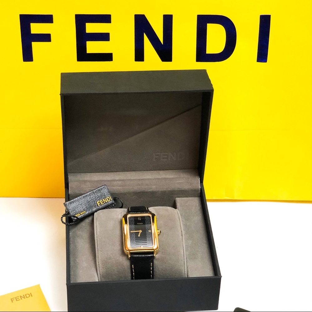 FENDI BROWN GENUINE LEATHER WATCH